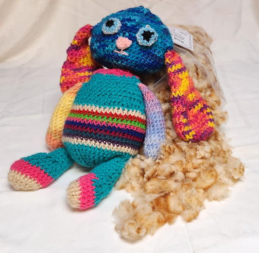 Bag of Wool Stuffing for Pillows, Dolls & Crafts (8oz)